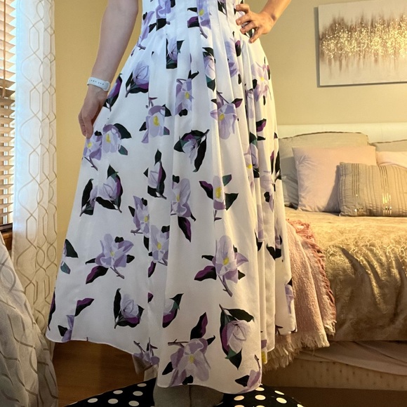 Banana Republic Maxi Dress - Picture 2 of 6